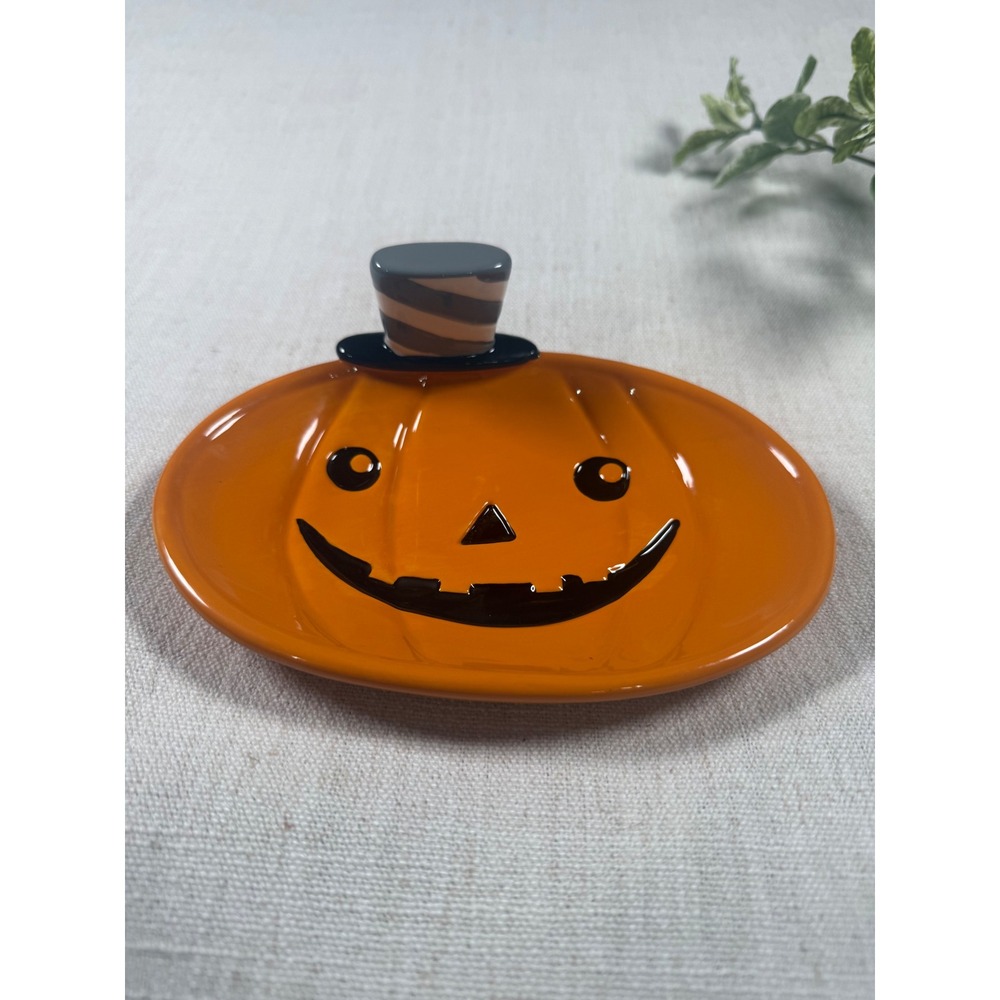 Grasslands Road Halloween Pumpkin Trinket Dish Top Hat Ceramic Jack-O-Lantern